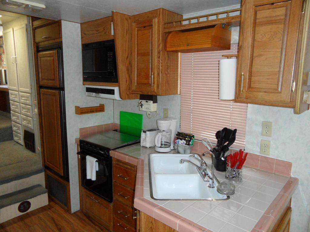 Pahrump Rv Park & Lodging Room photo